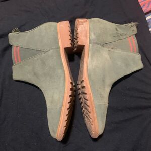 Womens TOMS Cleo Olive Suede Booties Size 11